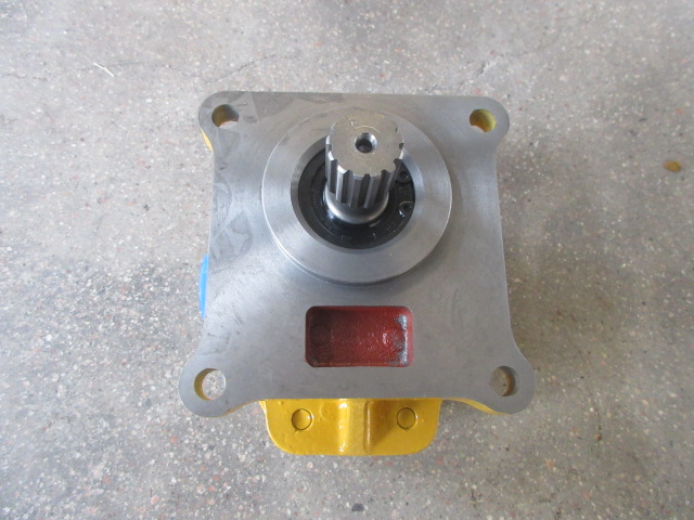 Насос рулевого управления 16Y-76-06000/CBJ40-B32